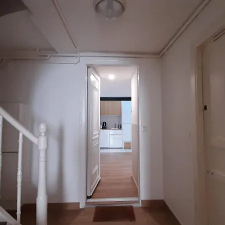 Apartman Cosy A Biarritz, Proche Des Halles Et Plages, Ideal Pour 2 Avec Wifi Inclus - Fr-1-239-853